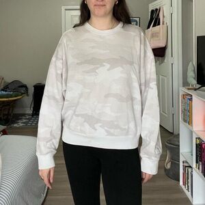 White and gray camo crewneck sweatshirt